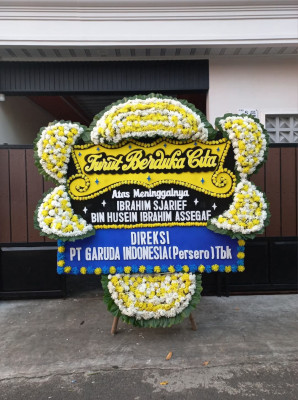 Papan Bunga Duka di Batu Plat